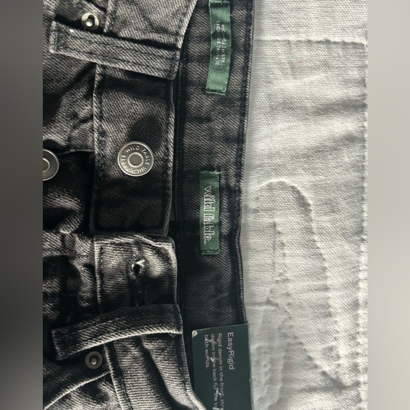 NWT Wild Fable black distressed shorts. Size 2 - Picture 4 of 9